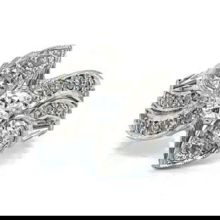 14K White Gold 1.65 Ct Diamond Ring Size 7 G-H VS1-SI1: 14K White Gold 1.65 Ct Diamond Ring Size 7 G-H VS1-SI1 This stunning 14K White Gold Diamond Ring features a total diamond weight of approximately 1.65 carats. The ring is adorned with 27 diamonds,