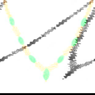 Elegant 18k Yellow Gold Jade Diamond Fancy Link Necklace 16": Elegant 18k Yellow Gold Jade Diamond Fancy Link Necklace 16" This exquisite estate necklace is a stunning blend of elegance and craftsmanship. Made from 18k yellow gold, it features a fancy link