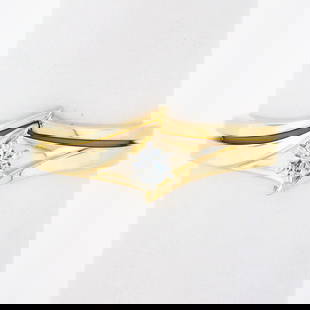 14K Yellow Gold 0.08ct Round Diamond Engagement Wedding Ring Set: 14K Yellow Gold 0.08ct Round Diamond Engagement Wedding Ring Set This exquisite engagement and wedding ring set features a stunning 0.08 carat round diamond, set in a classic prong setting. Crafted