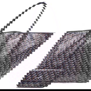 Goyard Navy St. Louis GM Tote Handbag Coated Canvas Leather: Goyard Navy St. Louis GM Tote Handbag Coated Canvas Leather This Goyard Navy St. Louis GM Tote Handbag showcases a stylish design perfect for casual occasions. Crafted from durable coated canvas leath