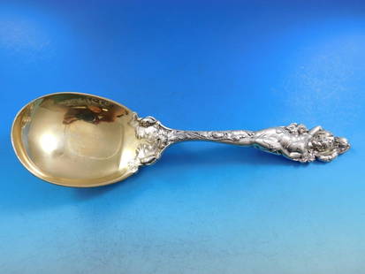 Reed & Barton Love Disarmed Sterling Silver Salad Serving Spoon 10.5" Art Nouveau: Reed & Barton Love Disarmed Sterling Silver Salad Serving Spoon 10.5" Art Nouveau This exquisite salad serving spoon from the renowned Reed & Barton features the elegant Love Disarmed pattern,