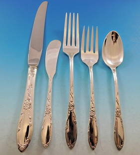 Virginian by Oneida Sterling Silver Flatware Set for 12 with Storage Chest 60 Pieces: Virginian by Oneida Sterling Silver Flatware Set for 12 with Storage Chest 60 Pieces Discover the elegance of the Virginian by Oneida Sterling Silver Flatware Set, designed to serve 12 and