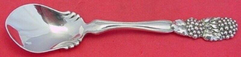 Tiffany & Co Blackberry Sterling Silver Scalloped Ice Cream Spoon 5.5 Inches Rare: Tiffany & Co Blackberry Sterling Silver Scalloped Ice Cream Spoon 5.5 Inches Rare Indulge in a touch of elegance with this rare Blackberry ice cream spoon by Tiffany & Co. Crafted from sterling
