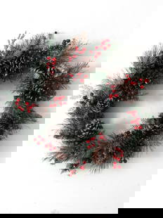 Timeless Vintage Christmas Wreath with Pinecones and Berries: Timeless Vintage Christmas Wreath with Pinecones and Berries Enhance your holiday decor with this Vintage Christmas Wreath, showcasing natural pinecones, faux greenery, and vibrant berries for a