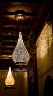 Artisan Handmade Copper Chandelier 59in x 35in Rustic Elegance: Artisan Handmade Copper Chandelier 59in x 35in Rustic Elegance This exquisite handmade chandelier, measuring 59 inches in length and 35 inches in width, is expertly crafted from copper, combining
