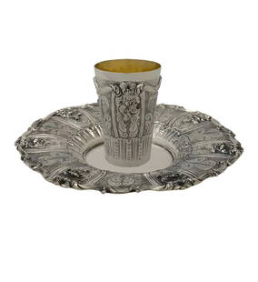 Handmade 925 Sterling Silver Floral Cup & Tray Set: Handmade 925 Sterling Silver Floral Cup & Tray Set This exquisite set includes a handmade sterling silver cup and tray, showcasing intricate floral chased swirl designs. The cup features a matte and