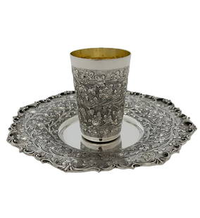 Handmade 925 Sterling Silver Cup Tray Set Floral Design Matte Shiny Finish: Handmade 925 Sterling Silver Cup Tray Set Floral Design Matte Shiny Finish This exquisite set features a fine 925 sterling silver cup and tray, showcasing an intricate handmade design of multi