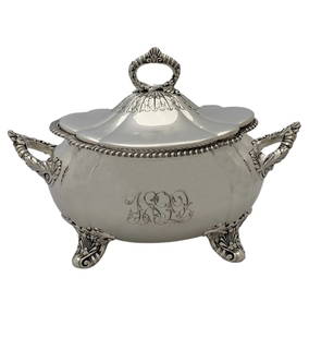 Antique 1892 Gorham 925 Sterling Silver Monogrammed Tureen 8.5x13: Antique 1892 Gorham 925 Sterling Silver Monogrammed Tureen 8.5x13 This exquisite antique 1892 Gorham tureen is crafted from 925 sterling silver, showcasing a stunning handmade monogram and intricate