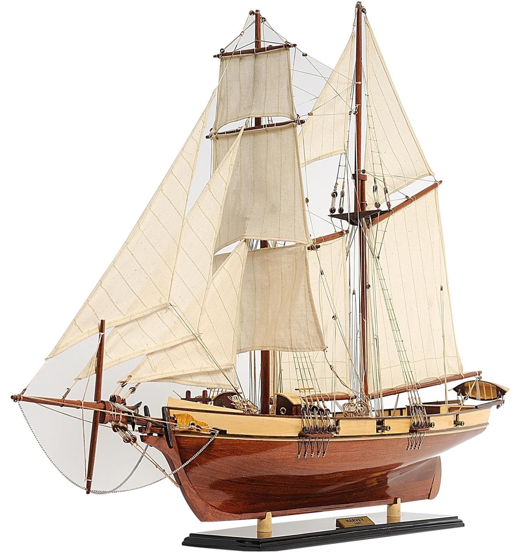Antique Style Harvey Clipper Ship Model 26H x 35W x 8.30D: Antique Style Harvey Clipper Ship Model 26H x 35W x 8.30D This meticulously crafted replica of the Harvey Clipper Ship showcases a stunning antique or vintage style. Made from high-quality Linen Weste