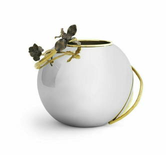 Michael Aram Black Iris Rose Bowl Vase 9.5 x 9 x 8.25 Stainless Gold: Michael Aram Black Iris Rose Bowl Vase 9.5 x 9 x 8.25 Stainless Gold Introducing the exquisite Black Iris Rose Bowl Vase by Michael Aram, a stunning piece crafted from stainless steel and featuring na