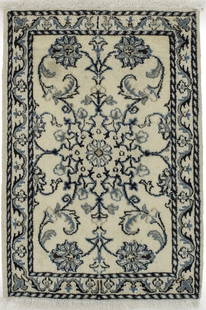 Handmade 2'11 x 1'11 Oriental Wool Area Rug Floral Design: Handmade 2'11 x 1'11 Oriental Wool Area Rug Floral Design Enhance your space with this exquisite 2'11" x 1'11" Handmade Oriental Wool Area Rug, featuring a classic floral design in a beautiful