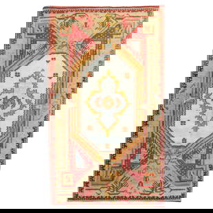 Vibrant Antique Turkish Ghiordes Rug 44 x 65 Hand-Woven Wool circa 1920: Vibrant Antique Turkish Ghiordes Rug 44 x 65 Hand-Woven Wool circa 1920 This vibrant early 20th century antique Turkish Ghiordes rug showcases a rich history and exquisite craftsmanship. Hand-woven