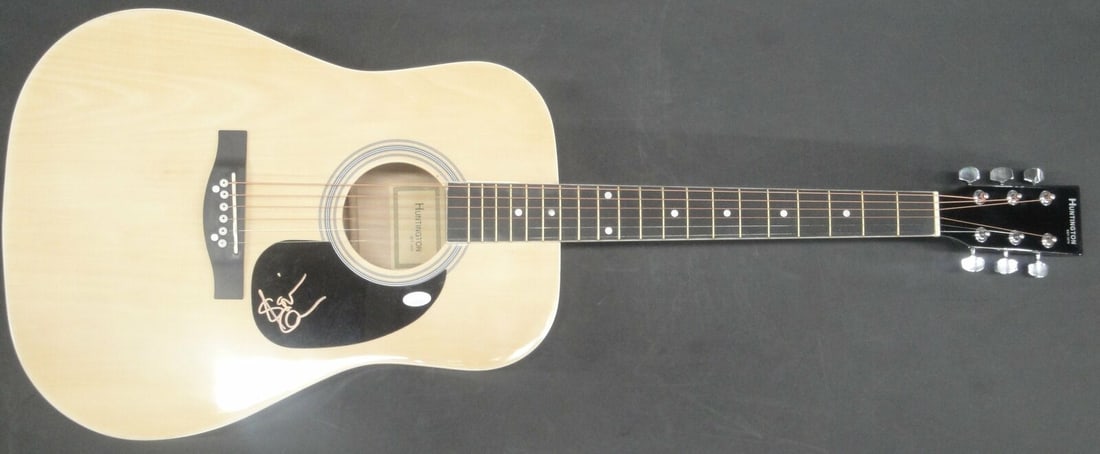 Stephanie Quayle Autographed Acoustic Guitar JSA Certified Country Music: Stephanie Quayle Autographed Acoustic Guitar JSA Certified Country Music This is an authentic acoustic guitar autographed by country music star Stephanie Quayle. The signature has been authenticated b