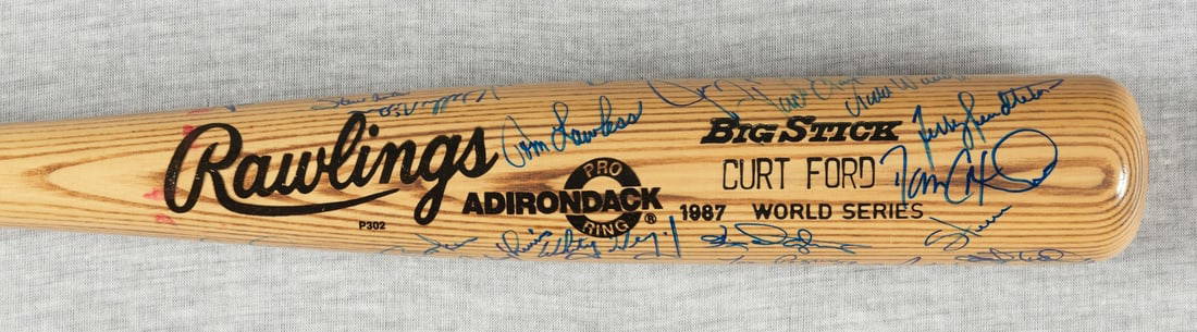 Rare 1987 St. Louis Cardinals Team Signed Bat with Beckett COA: Rare 1987 St. Louis Cardinals Team Signed Bat with Beckett COA This is a rare 1987 St. Louis Cardinals National League Champions game-issued bat, signed by 35 notable players from the team. Key