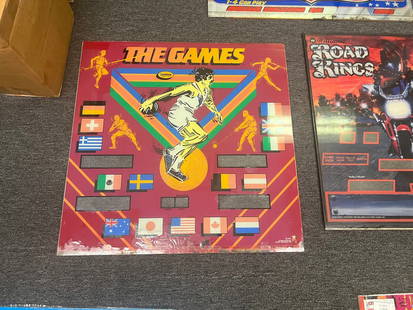 Gottlieb 1984 THE GAMES Pinball Machine Backglass: Gottlieb 1984 THE GAMES Pinball Machine Backglass This is a pre-owned backglass from the classic pinball machine "THE GAMES" manufactured by Gottlieb in 1984. The backglass features vibrant artwork