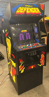 Rare 1981 Williams Defender Arcade Machine Excellent Condition: Rare 1981 Williams Defender Arcade Machine Excellent Condition Experience the nostalgia of the classic DEFENDER arcade game with this well-maintained machine by Williams, released in 1981. This single