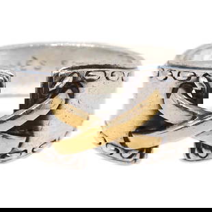 Hermes Vintage 925 Silver Gold Round Ring Size 51: Hermes Vintage 925 Silver Gold Round Ring Size 51 This exquisite vintage ring from HERMES features a round shape and is crafted from high-quality SV925 silver, elegantly combined with a gold finish.