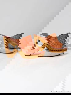 Frank Sbicca Vintage Woven Leather Platform Mules with Wood Heel: Frank Sbicca Vintage Woven Leather Platform Mules with Wood Heel Discover a unique pair of vintage Shoes n Stuff by Frank Sbicca. These stylish platform mules feature intricately woven brown leather t
