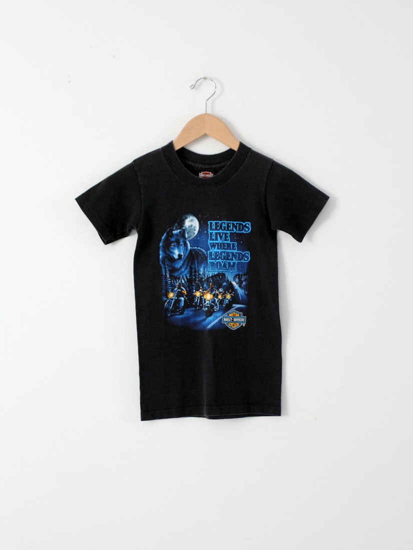 Vintage Harley-Davidson Kids T-Shirt Size 6-8 Wolf Moon Design: Vintage Harley-Davidson Kids T-Shirt Size 6-8 Wolf Moon Design This vintage Harley-Davidson kid's t-shirt from O'Hara's dealership in Delta, British Columbia, Canada, is a unique find for young motorc