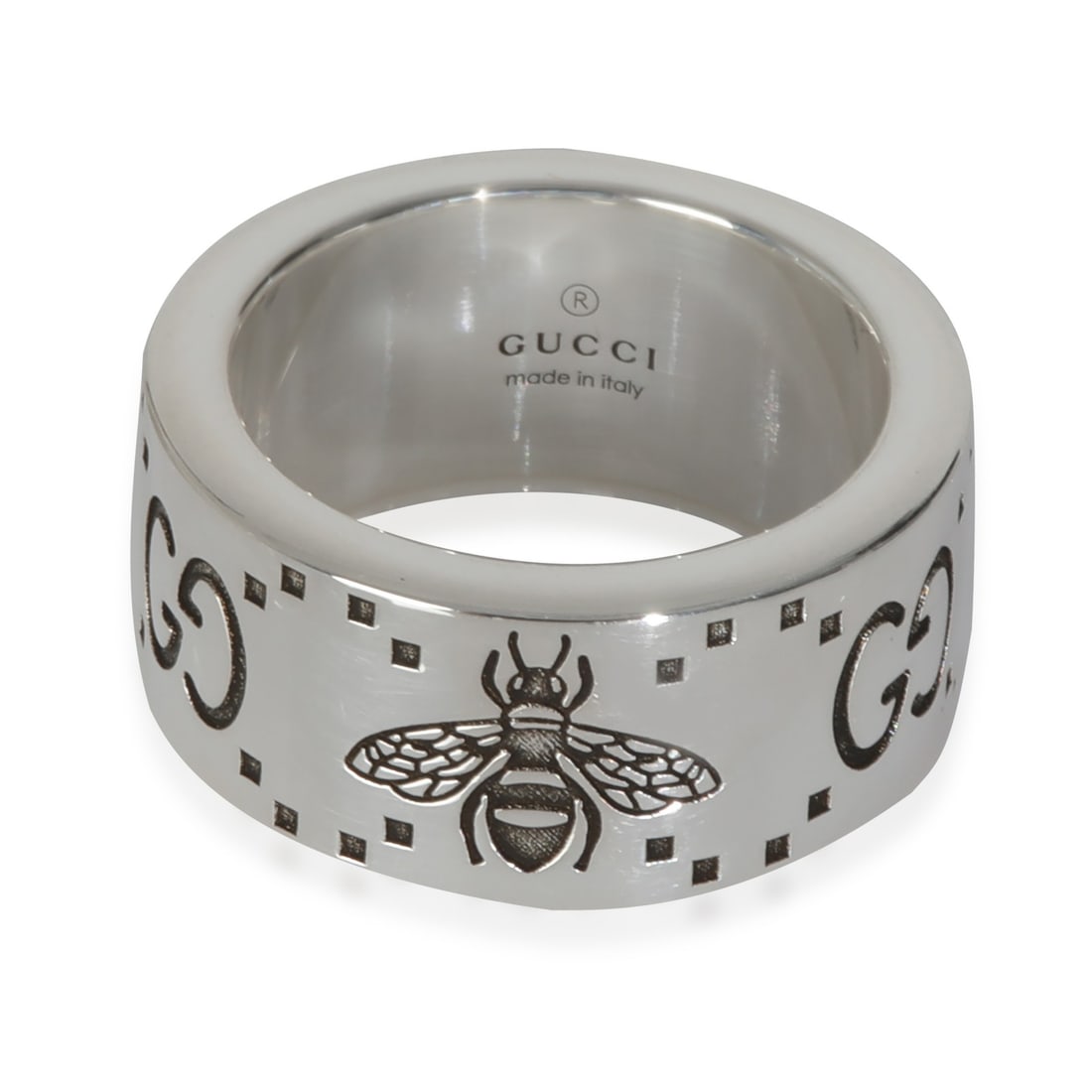 Gucci GG & Bee Sterling Silver Ring 925 Unisex: Gucci GG & Bee Sterling Silver Ring 925 Unisex This exquisite Gucci GG & Bee Ring is crafted from high-quality sterling silver, featuring a sleek and elegant design without any stones. Weighing 11.44 