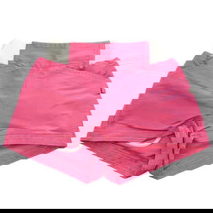 Chanel Sport Line Pink Short Pants Size 34 Casual Mid Rise: Chanel Sport Line Pink Short Pants Size 34 Casual Mid Rise Discover these stylish Chanel Sport Line Short Pants in a vibrant pink hue, perfect for casual occasions. Crafted from a comfortable blend of