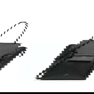 Celine Pico Black Grained Calfskin Belt Bag Italy: Celine Pico Black Grained Calfskin Belt Bag Italy This Celine Pico Grained Calfskin Belt Bag showcases a sophisticated leather construction, featuring a flat leather top handle and a detachable flat l