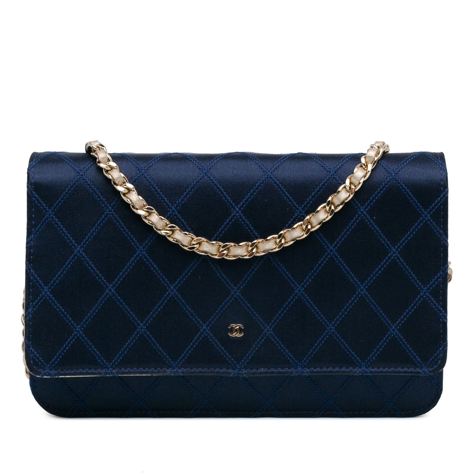 Chanel Satin Diamond Stitch WOC Blue Fabric Bag: Chanel Satin Diamond Stitch WOC Blue Fabric Bag This Chanel Satin Diamond Stitch Wallet On Chain is a stylish accessory crafted with a quilted satin body complemented by leather trim. It features a le