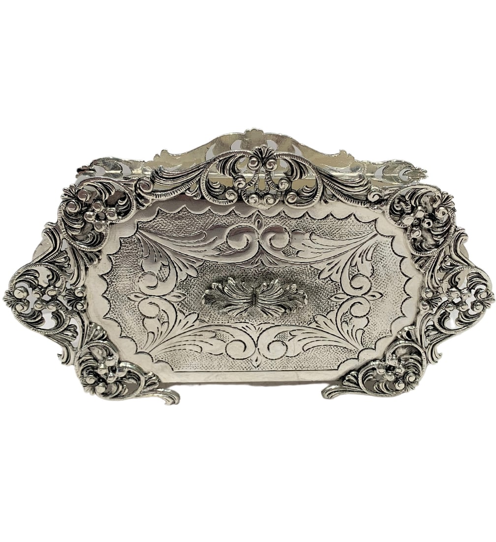 Turkish 925 Sterling Silver Handmade Leaf Applique Matchbox Holder 6 x 3.5: Turkish 925 Sterling Silver Handmade Leaf Applique Matchbox Holder 6 x 3.5 This exquisite matchbox holder, crafted from fine 925 sterling silver, showcases a stunning handmade pierced chased leaf appl