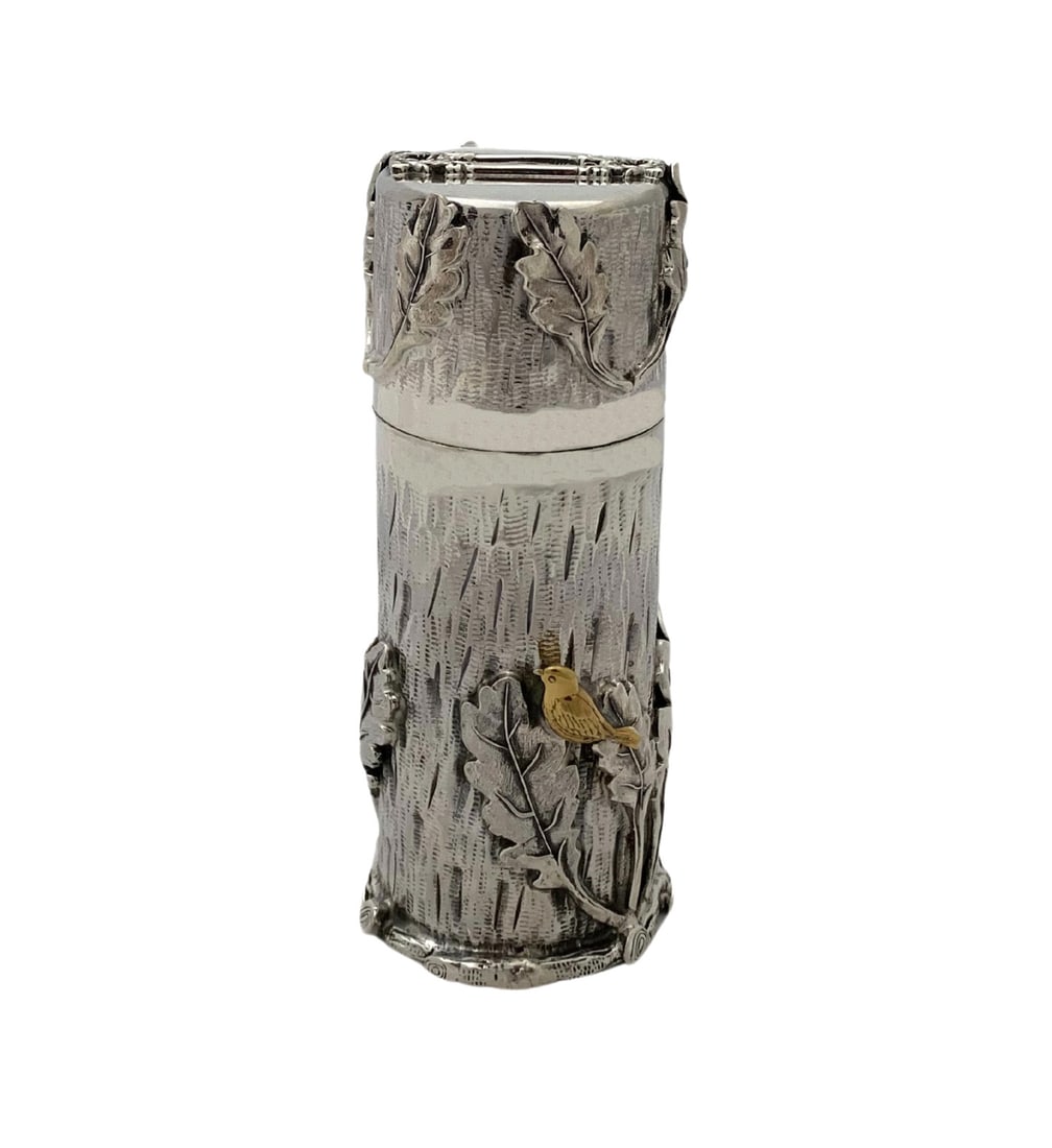 Handmade 925 Sterling Silver Gold Plated Tzedaka Box with Birds: Handmade 925 Sterling Silver Gold Plated Tzedaka Box with Birds This exquisite Tzedaka box is crafted from fine 925 sterling silver (.925) with a luxurious gold plating. Made in Turkey, it features st