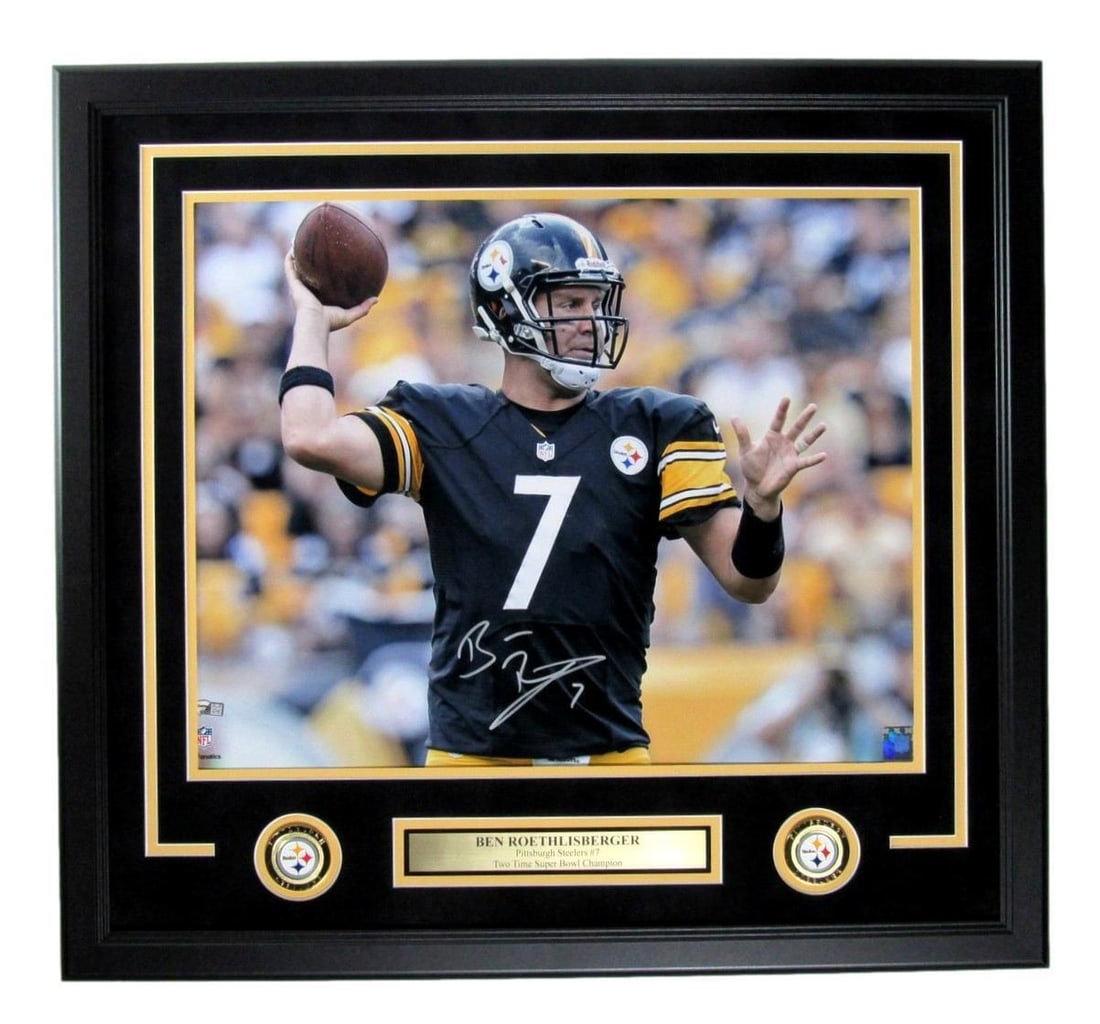 Ben Roethlisberger Signed 16x20 Framed Photo Steelers Fanatics Authentic 24x26: Ben Roethlisberger Signed 16x20 Framed Photo Steelers Fanatics Authentic 24x26 This stunning piece features a Ben Roethlisberger autographed 16x20 photo showcasing the Pittsburgh Steelers. Professiona