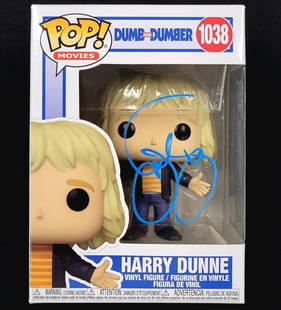 Jeff Daniels Harry Dunne Funko Pop! #1038 Signed with Beckett Auth: Jeff Daniels Harry Dunne Funko Pop! #1038 Signed with Beckett Auth This Funko Pop! figure features Harry Dunne, portrayed by Jeff Daniels in the classic movie "Dumb and Dumber." The item is signed