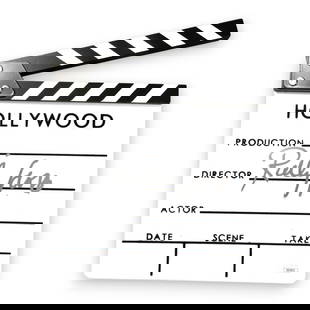 Ridley Scott Autographed Movie Clapper JSA Certified Alien Gladiator: Ridley Scott Autographed Movie Clapper JSA Certified Alien Gladiator This unique collectible features a movie clapper signed by renowned director Ridley Scott, known for his iconic films such as Alien