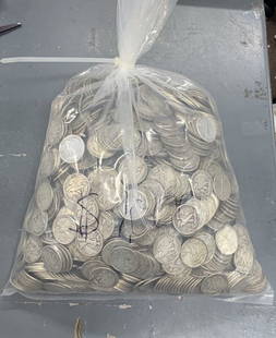 2000 Walking Liberty Half Dollar Coins Silver 50C Uncertified: 2000 Walking Liberty Half Dollar Coins Silver 50C Uncertified This large bag contains 2000 Walking Liberty Half Dollar coins, minted between 1916 and 1947. Each coin is denominated at 50 cents and is