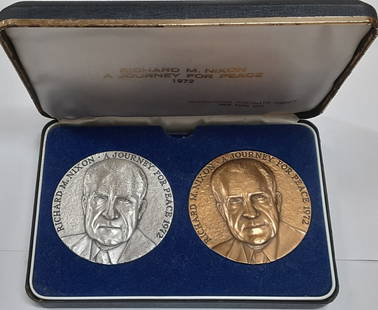 1972 Richard Nixon Journey For Peace Silver Bronze Medal Set by Medallic Art Company: 1972 Richard Nixon Journey For Peace Silver Bronze Medal Set by Medallic Art Company This 1972 Richard Nixon Journey For Peace Medal Set features a unique combination of silver and bronze, expertly cr