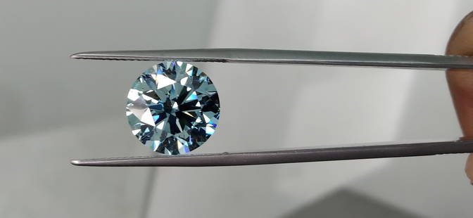 Ideal Loose Diamond - ROUND 6.02ct Fancy Intense Greenish Blue VS1: Ideal Loose Diamond - ROUND 6.02ct Fancy Intense Greenish Blue VS1 Source: This is a real non-mined Diamond that has been grown in a lab Shape: ROUND Carats: 6.02 Color: Fancy Intense Greenish Blue Ce