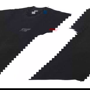 1982 Van Halen Vs Texas Crew Tour Shirt Vintage Black: 1982 Van Halen Vs Texas Crew Tour Shirt Vintage Black Authentic vintage 1982 Van Halen Vs Texas Crew Tour Shirt, a true collector's item from the iconic 1980s era. This shirt features bold graphics on