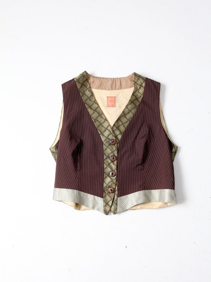 Vintage Italian Silk Vest with Stripes and Basket Weave Pattern: Vintage Italian Silk Vest with Stripes and Basket Weave Pattern This is a vintage Italian silk vest. The fitted women's vest features a dynamic arrangement of patterns in greens and browns with stripe