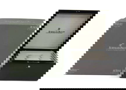 Audemars Piguet QEII Cup Authentic Presentation Box 7x7x6: Audemars Piguet QEII Cup Authentic Presentation Box 7x7x6 This Audemars Piguet QEII Cup Watch Box is a premium presentation box designed for single watch storage. Made from high-quality materials, thi