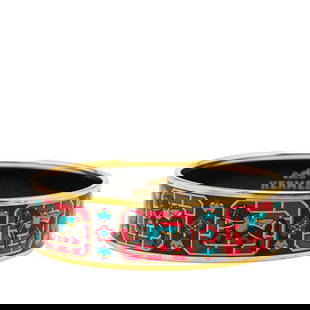 Hermes Horse Flower Enamel Bangle Multicolor Gold Plated Women's Jewelry: Hermes Horse Flower Enamel Bangle Multicolor Gold Plated Women's Jewelry This exquisite bangle from Hermes features a stunning horse flower motif, beautifully crafted with a multicolor enamel design s