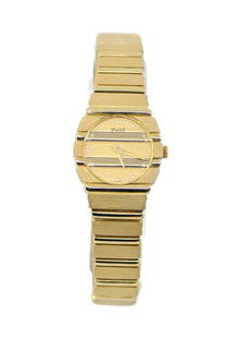 Piaget Polo 18K Yellow Gold Quartz Watch Ref 861C701: Piaget Polo 18K Yellow Gold Quartz Watch Ref 861C701 This stunning Piaget Polo wristwatch features an exquisite design crafted from 18K yellow gold, showcasing both elegance and luxury. The watch is p