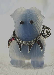 Art Deco 14K White Gold Diamond Chalcedony Ruby Dog Pin 1930s: Art Deco 14K White Gold Diamond Chalcedony Ruby Dog Pin 1930s Discover a stunning Art Deco brooch from the 1930s, crafted from 14K white gold and adorned with chalcedony, diamonds, and synthetic rubie