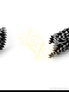 Vintage Southwestern Aztec Cuff Bracelet 6.625 Inch Black Oxidation: Vintage Southwestern Aztec Cuff Bracelet 6.625 Inch Black Oxidation Discover this exquisite vintage Southwestern cuff bracelet, showcasing a captivating Aztec style design highlighted by black oxidati