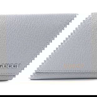 GUCCI GG Tri-fold Wallet Blue Calfskin Leather: GUCCI GG Tri-fold Wallet Blue Calfskin Leather This GUCCI GG Tri-fold Wallet is crafted from premium calfskin leather, showcasing a rich blue color. Designed for functionality, it features a compact t