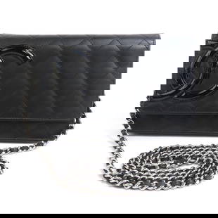 Chanel Cambon Line Black Patent Leather Shoulder Bag 12 x 19 x 2.5cm: Chanel Cambon Line Black Patent Leather Shoulder Bag 12 x 19 x 2.5cm This stylish Chanel shoulder bag from the Cambon Line is crafted from high-quality patent leather in a sleek black color, featuring