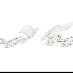 Hermes Chaine d'Ancre Anchaine Bangle Silver 925 for Women: Hermes Chaine d'Ancre Anchaine Bangle Silver 925 for Women This exquisite Hermes Chaine d'Ancre Anchaine Bangle is crafted from high-quality Silver 925, offering a stunning silver finish that is perfe