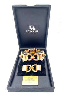 Rosa Portugal 18K Rose Gold Ruby Bracelet Brooch Jewelry Set 1935: Rosa Portugal 18K Rose Gold Ruby Bracelet Brooch Jewelry Set 1935 Presenting an exquisite handmade jewelry set from 1935, featuring a stunning bracelet and brooch crafted by Rosa Portugal. This remark
