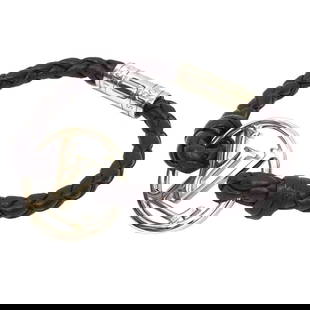 Louis Vuitton Charm Bracelet M6188 Brown Leather 19cm for Men and Women: Louis Vuitton Charm Bracelet M6188 Brown Leather 19cm for Men and Women This stylish Louis Vuitton charm bracelet is crafted from high-quality brass and leather, featuring a rich brown color that adds