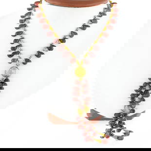 Elegant 14k Yellow Gold Garnet Tear Drop Beaded Necklace 16.5": Elegant 14k Yellow Gold Garnet Tear Drop Beaded Necklace 16.5" This exquisite 14k yellow gold necklace features a stunning briolette cut tear drop garnet, showcasing its rich red hue. The necklace is