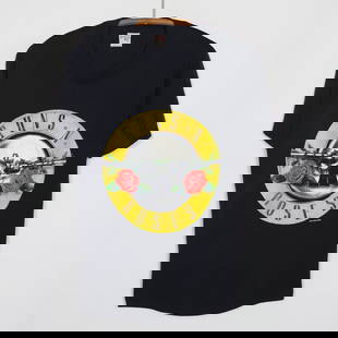 1987 Vintage Guns N Roses Appetite For Destruction T-Shirt Black: 1987 Vintage Guns N Roses Appetite For Destruction T-Shirt Black This original vintage 1987 Guns N Roses Was Here Appetite For Destruction shirt is a must-have for fans and collectors alike. Featuring
