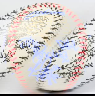 2009 New York Yankees Signed World Series Baseball Derek Jeter 21 Autographs JSA COA: 2009 New York Yankees Signed World Series Baseball Derek Jeter 21 Autographs JSA COA This 2009 New York Yankees Team Signed World Series Baseball features the autographs of 21 legendary players, inclu